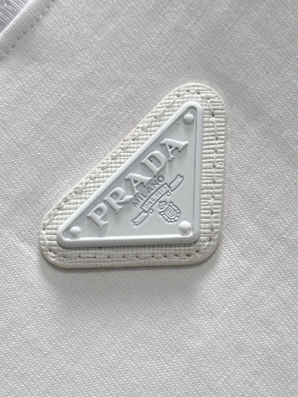 ブランドTシャツ細部ディテール